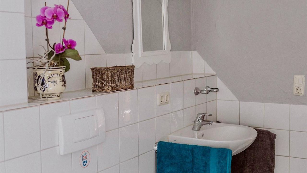 Appartement B - Badezimmer Appartement B - Badezimmer